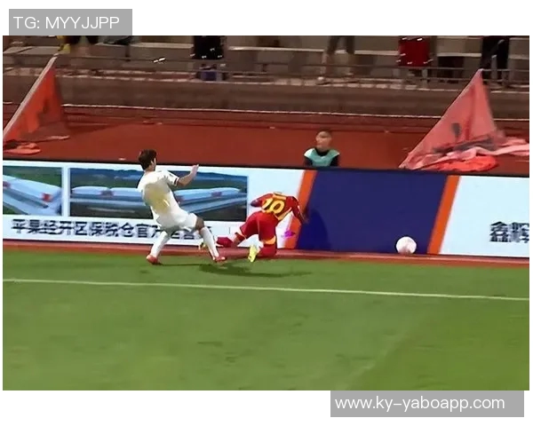 中甲广西赛区因观众互掷水杯事件遭中足联通报批评引发关注 中甲广西赛区因观众互掷水杯事件遭中足联通报批评引发关注