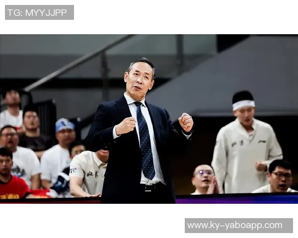 许利民强调球队后卫实力强大努力发挥他们的优势是关键